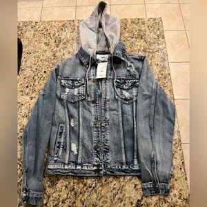 Fashion Nova Men Denim Jacket With hood Size M Brand New with tag